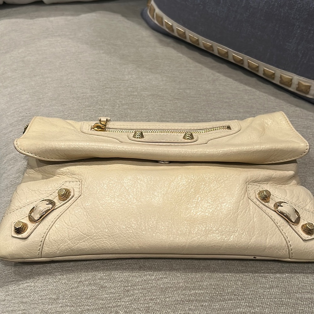 Large Balenciaga Clutch/Crossbody - Picture 3 of 11